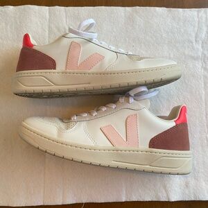 WOMEN'S V-10 LEATHER - EXTRA WHITE/PETALE ROSE-SIZE 9 or EUR 40